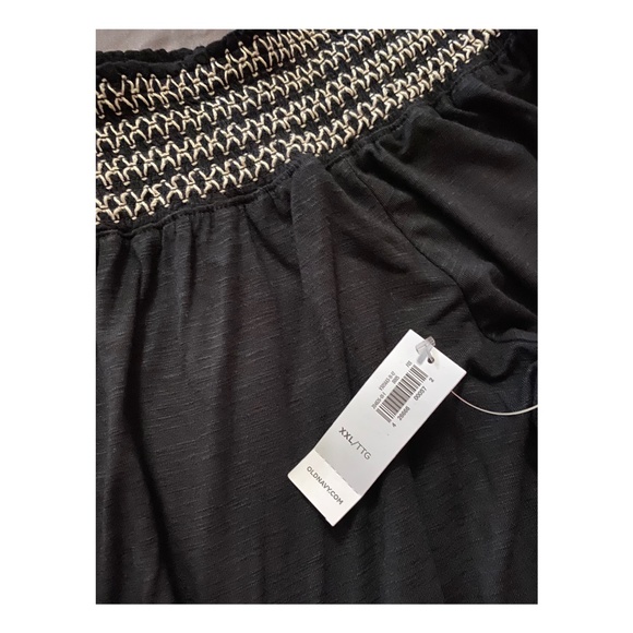 Black Off the Shoulder Top - Picture 3 of 4